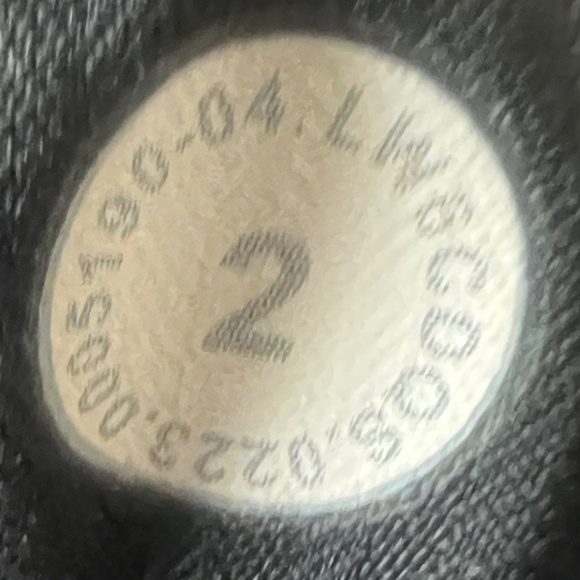 Lululemon Studio Mid-Rise Cropped Pant in Black‎ - Picture 7 of 7